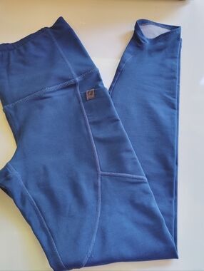 Oiselle Flyout Fitness Leggings sz 2